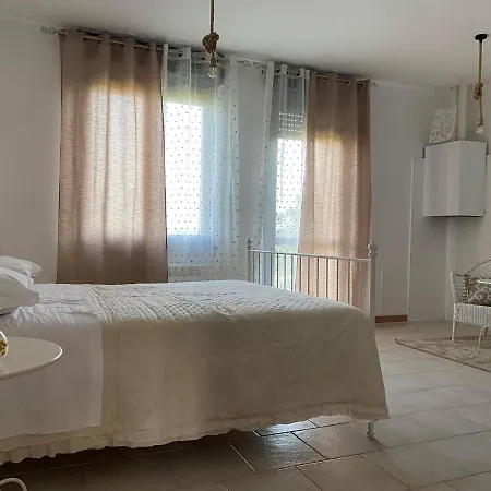 Mama Maja Bed & Breakfast *